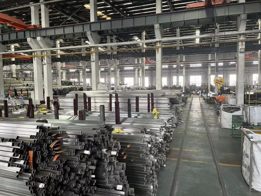 High Precision Stainless Steel Tube and Pipe with 1% Tolerance 8-12% Ni and 50000ton/Month Production Capacity